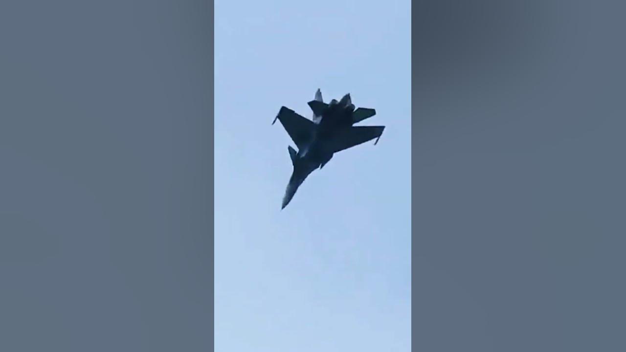 The best pilot in the world YouTube