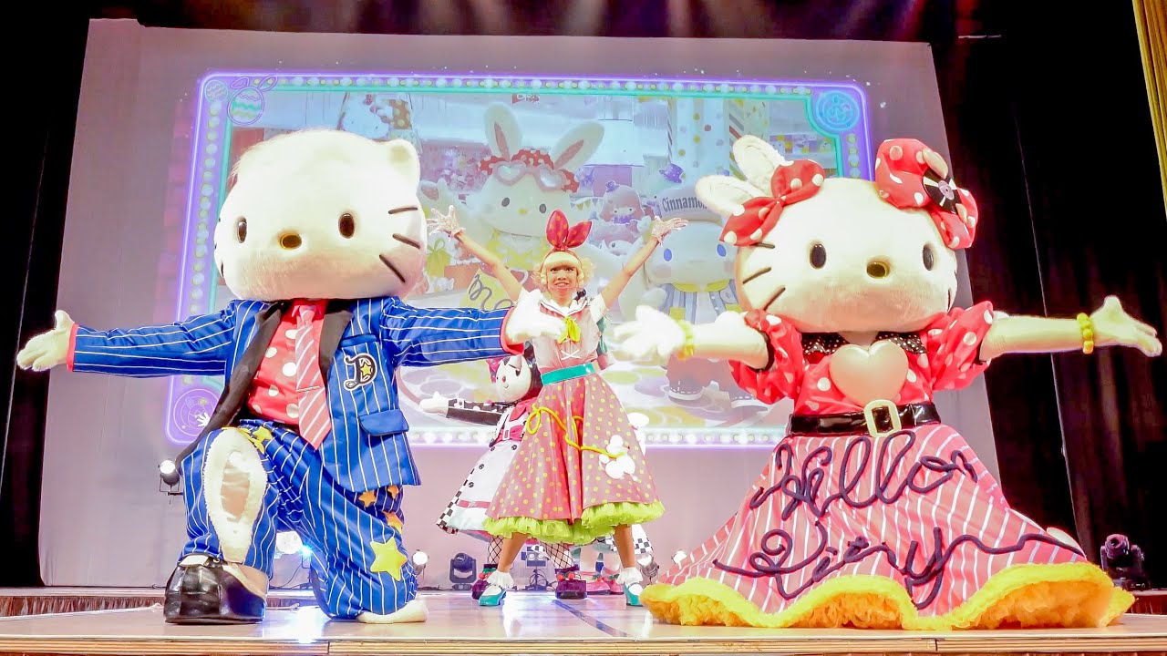 See Hello Kitty and friends sing Christmas carols at Sanrio Puroland this  holiday season