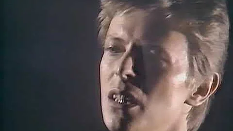 David Bowie - Heroes (Official Video)