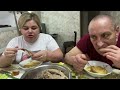 Мясо гороховый суп зелень мелень