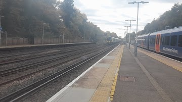 SWR Class 450 passing Weybridge- 19/11/2022