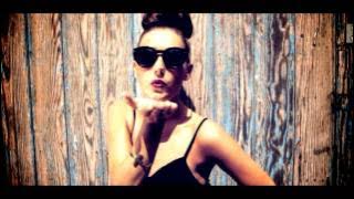 Musaria (feat. Saturna) - Moment (Atjazz Re-Fix)  