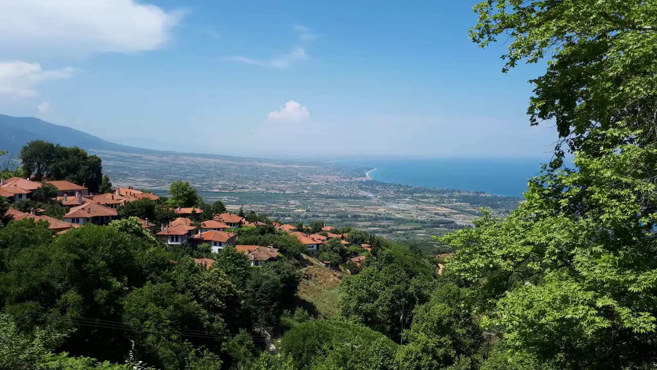 Греция горная деревушка Palaios Panteleimonas Greece Pieria