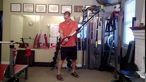 TRX - Standing Wood Chop (H-L) Iso