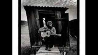 Alvin Youngblood Hart with Taj Mahal - France Blues chords