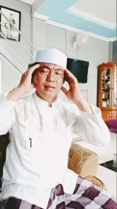 Mencoba dan menirukan tilawahnya K.H Mu,min Ainul Mubarok QORI milenial &  segudang variasi.