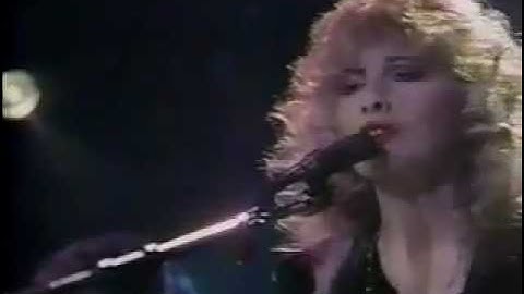 Gold Dust Woman TV show performance - TV Show performance video thumbnail