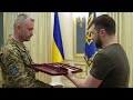 Зеленський нагородив орденами "Золота Зірка" українських військових