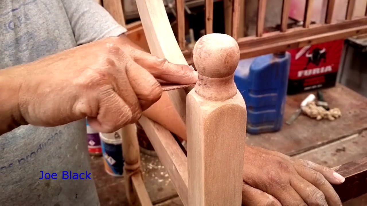 Aprende a quitar Barniz Viejo de un Mueble. Removedor sellador y color. -  YouTube