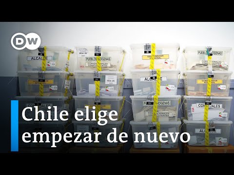 Los chilenos entierran la Constitución de Pinochet