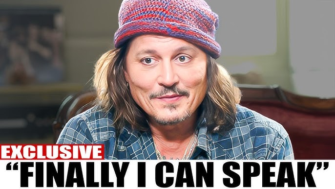 Johnny Depp GIGGLES During Trial After Bodyguard Mentions His Privates -  YouTube