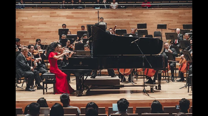 Claudia Corona plays Clara Schumann: Piano Concert...