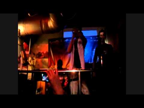 VOLTAJE 13 EN VIVO (HABANA PUERTO)