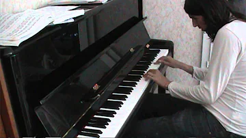 Improvisation au piano.