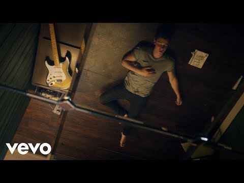 Shawn Mendes \u0026 Hailee Steinfeld - Stitches (Official Video) ft. Hailee Steinfeld