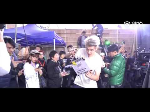 kris-wu-does-the-mannequin-challenge-with-tony-leung,-tiffany-tang,-europe-raiders-crew