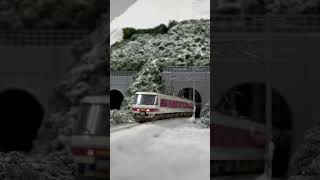 【レンタルレイアウト】雪景色の中を走る381系特急ゆったりやくも号【リカラー】