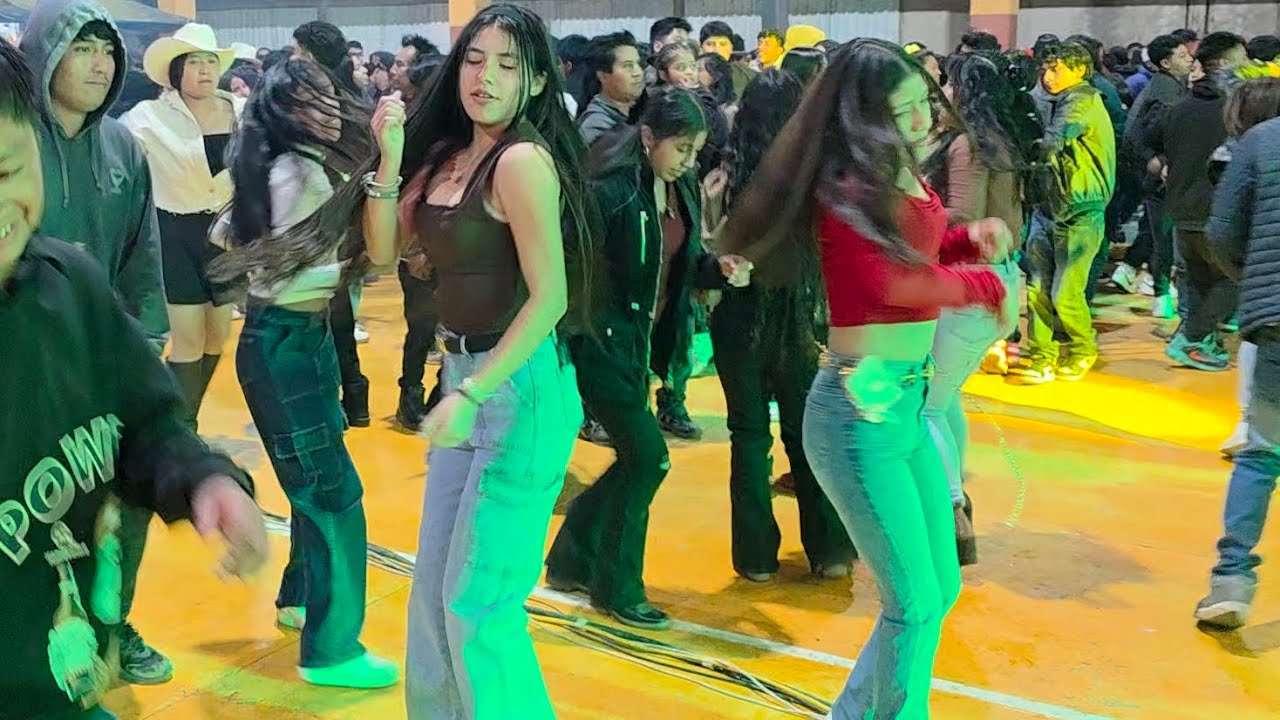 Baile de Fiesta Patronal en Santa Maria Ozolotepec Miahuatlan de Porfirio Diaz 2025
