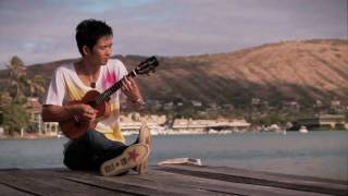 Video thumbnail of "Jake Shimabukuro - Blue Roses Falling"