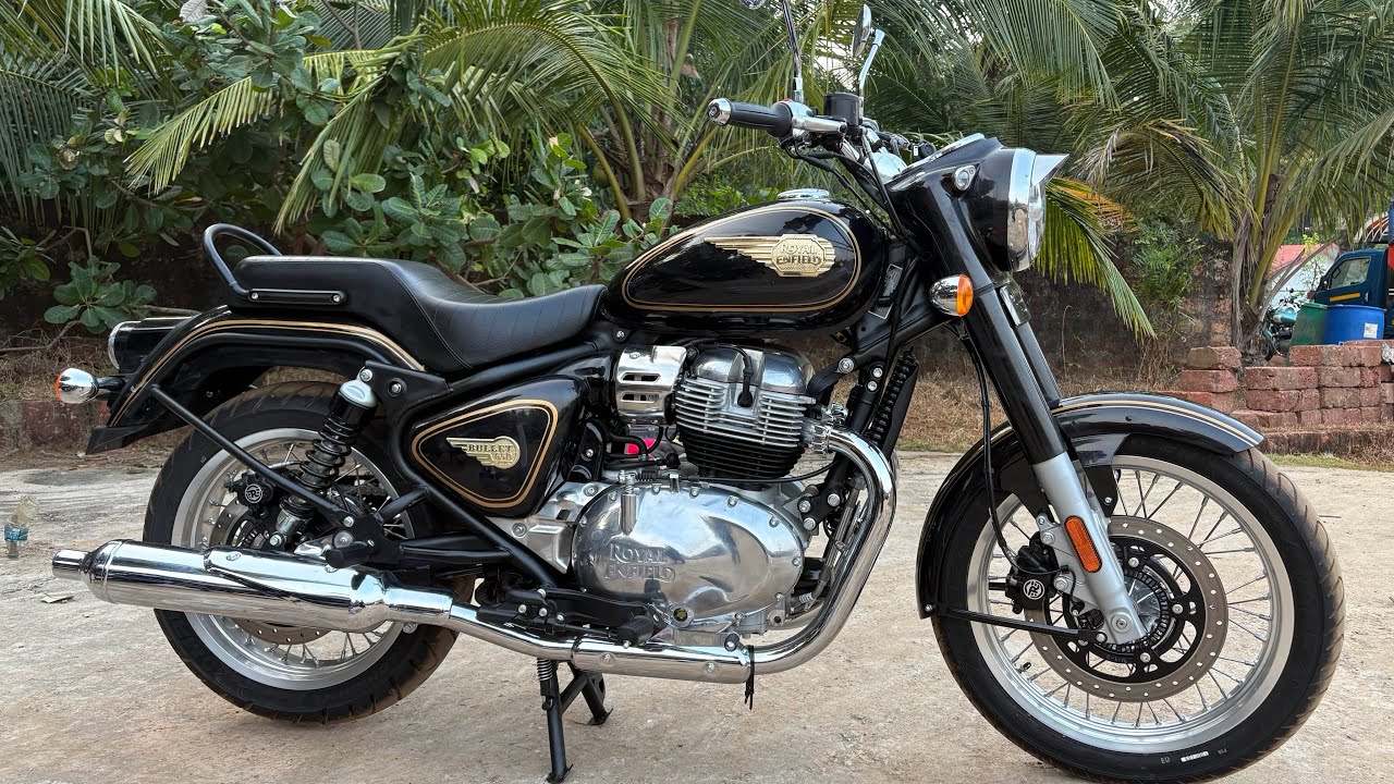 Royal Enfield Bullet 650 Launch In India | Walkaround Review Exhaust Note 