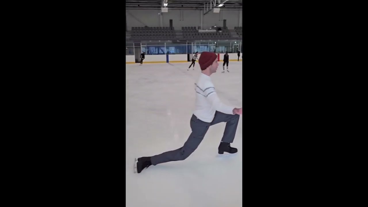 Mika dancing waltz on Ice (my edit)