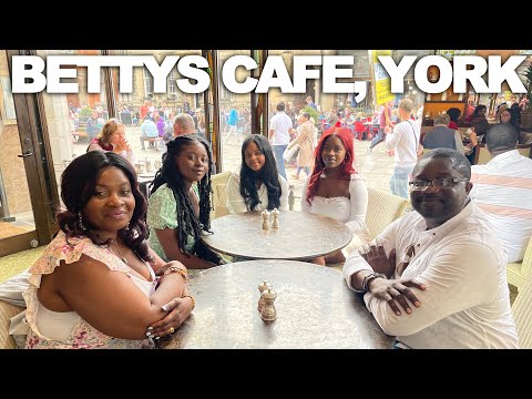 Vidéo: Les célèbres salons de thé du Bettys Café