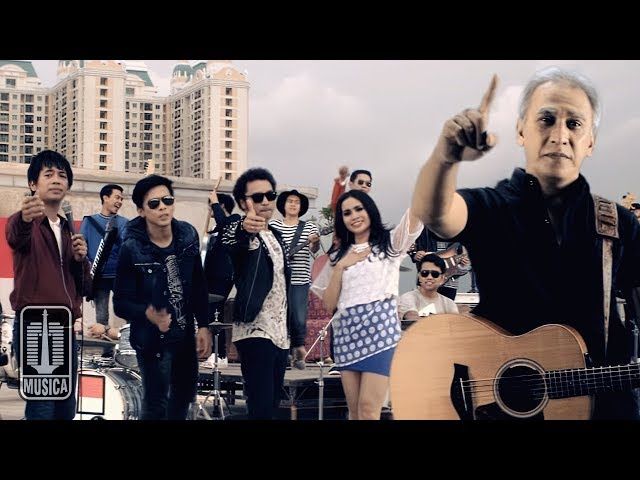 [ALL STARS] IWAN FALS NOAH NIDJI GEISHA D'MASIV - Abadi (Official Music Video) class=