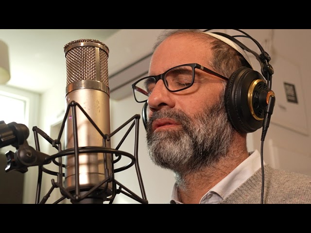 אלבום שלישי ליוני גנוט - סרטון הקמפיין "המונים"
