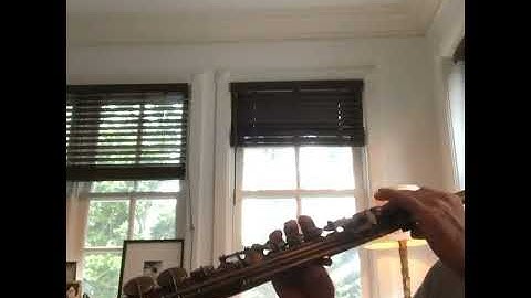 Kenny G warming up on his Soprano Saxophone