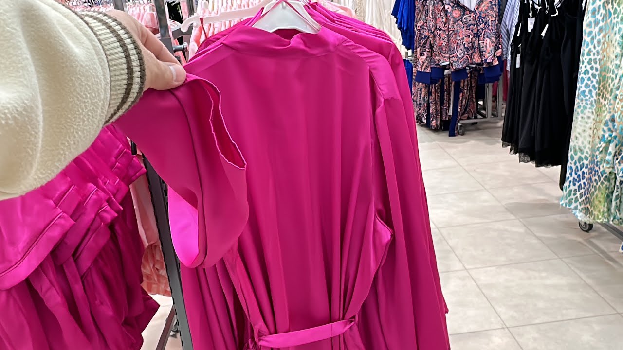 Primark Robes Women's Latest Dressing gowns - Early April 2023