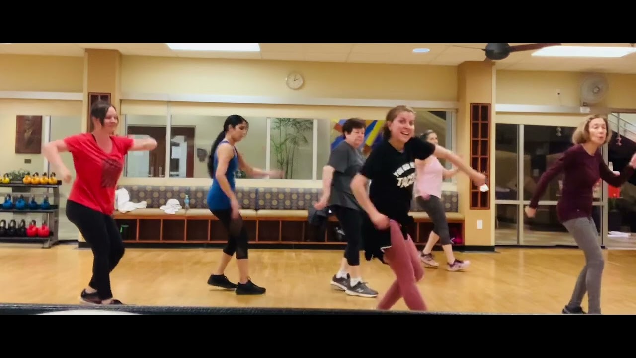 El Teke Teke Carlos Vives, Black Eyed Peas & PlayNSkills Zumba