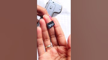 How To Insert SD/TF Card In 4K Digital Camera 🤳📸 #shorts #trending #viralvideo #4kcamera #vlogging