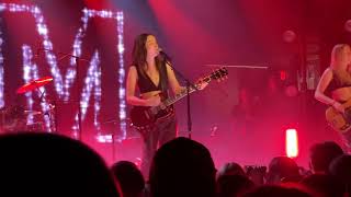 Haim performing Falling at the Bellwether in LA - September 18, 2023