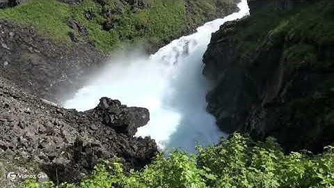 أول عشر آيات من سورة الكهف بصوت القارئ اسلام صبحي 😍