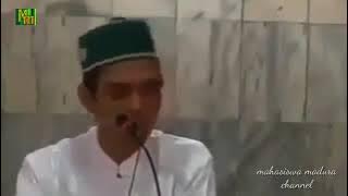 Apakah Sholawat Nariyah Sholawat Neraka? ini Jawaban UAS (Ustadz Abdul Somad)
