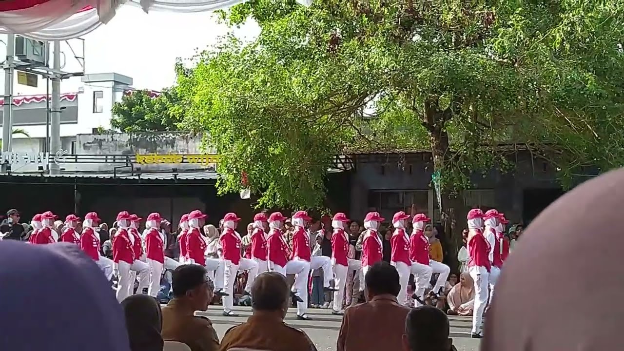 Gerak Jalan Indah HUT ke 80 RI Tingkat SMP - Selong Lotim (Part 1)