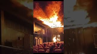 Um INCÊNDIO desses você encararia?! 🔥🔥🔥😅 #fogo #incendio #bombeiros #firefighter