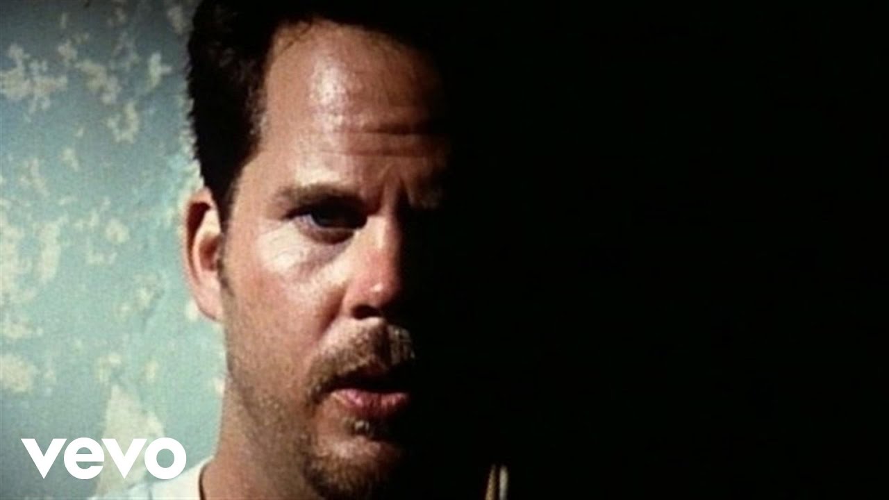 Gary Allan - Smoke Rings In The Dark - YouTube