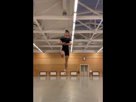 Поддубняк Иван. 5 pirouettes. 2 tours en l’air - YouTube