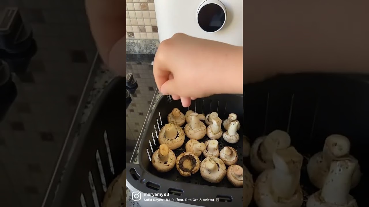 Airfryer’da kekikli zeytinyağlı mantar #xiaomi #yemek #yemektarifleri #airfryer #pişirnaz #mantar Airfryer’da kekikli zeytinyağlı mantar #xiaomi #yemek #yemektarifleri #airfryer #pişirnaz #mantar
