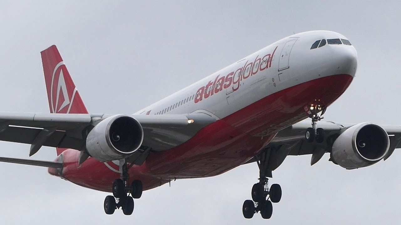 Amazing! AtlasGlobal Airbus A330-203 TC-AGD Landing at Berlin Tegel Airport