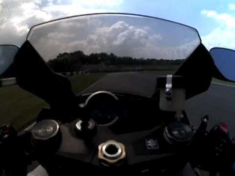 Onboard a Suzuki GSX-R1000 with John Reynolds at Castle Coombe