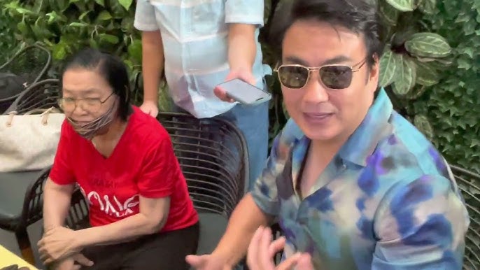 Sen. Bong Revilla celebrates birthday with Lolit Solis and showbiz press -  YouTube