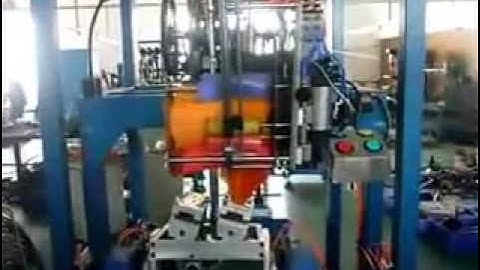 WanXingDa 4 Axis Tufting Machine, Making Plastic Brooms