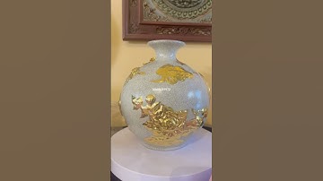 Bình hút tài Lộc men rạn cổ với họa tiết được đắp nổi kết hợp dát vàng 18k