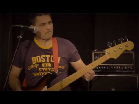 el-constido-band---crazy-little-thing-called-love