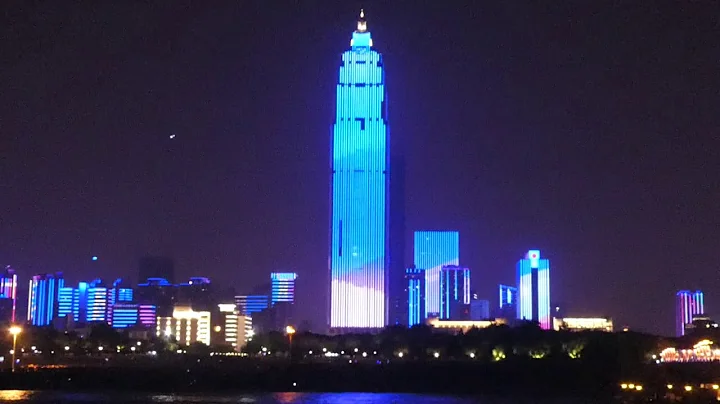 Lighting display, Yangtze river, Wuhan, China - DayDayNews