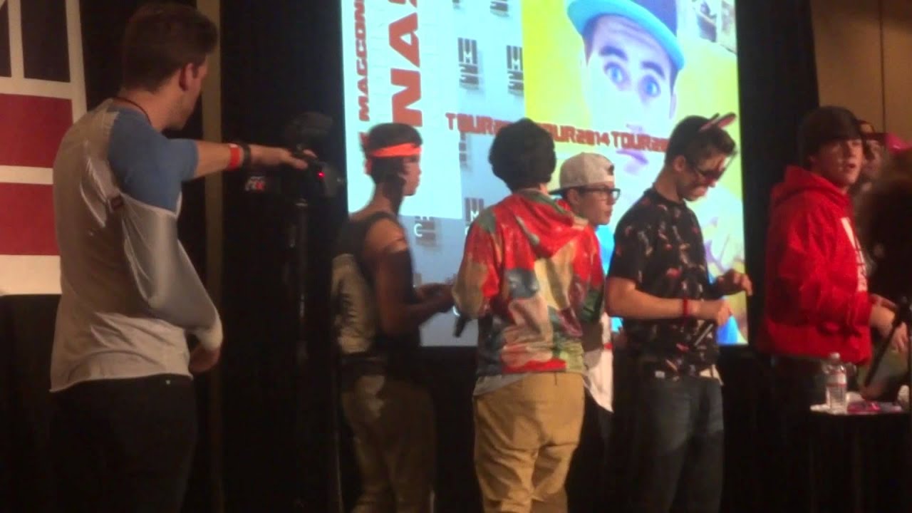 Magcon Boys Being Silly On Stage (Magcon Day 1 In San Francisco)