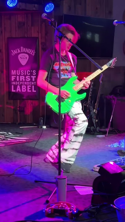 LAMPUS covers Wait /  White Lion #hairmetal #whitelion #guitarsolo #guitarcover #rockmusic