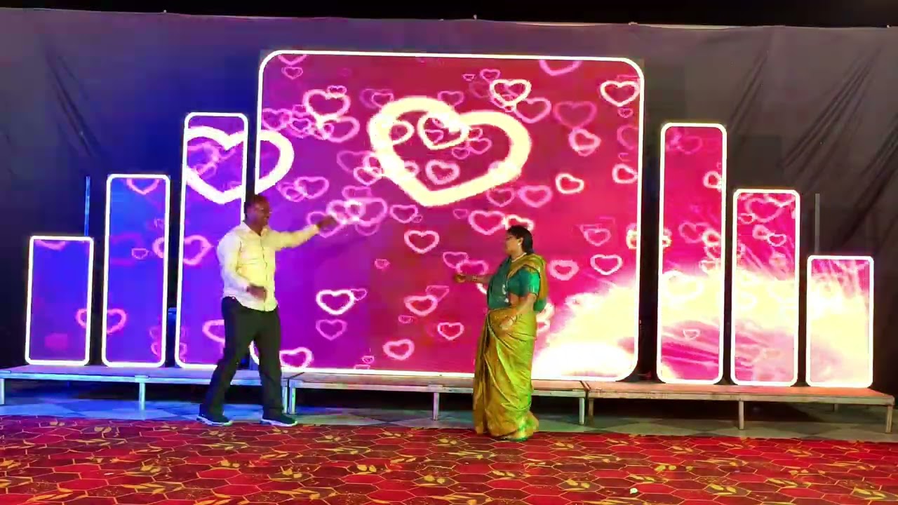 Mote Patil Family Dance | Om Shanti Om | Wedding Sangeet 2026 #viral #sangeet #family #patil #walk 